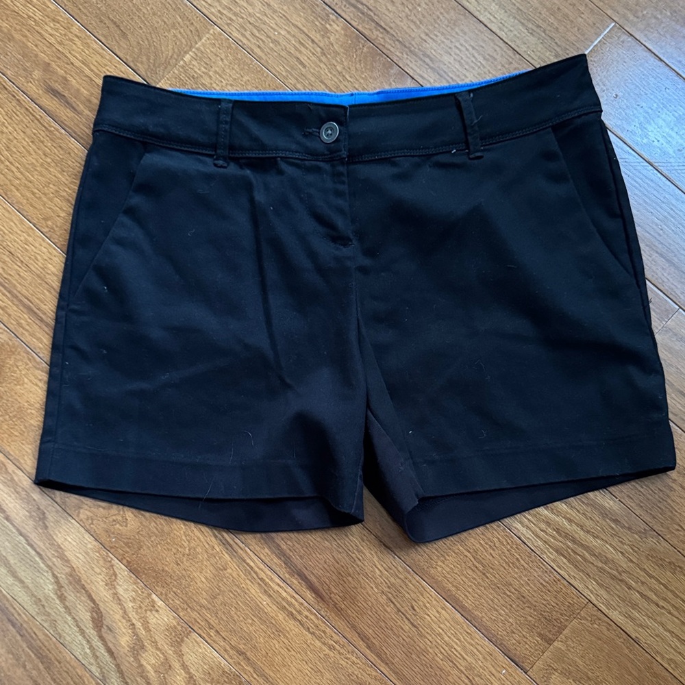 Isaac Mizrahi Classic Black Women's Bermudas